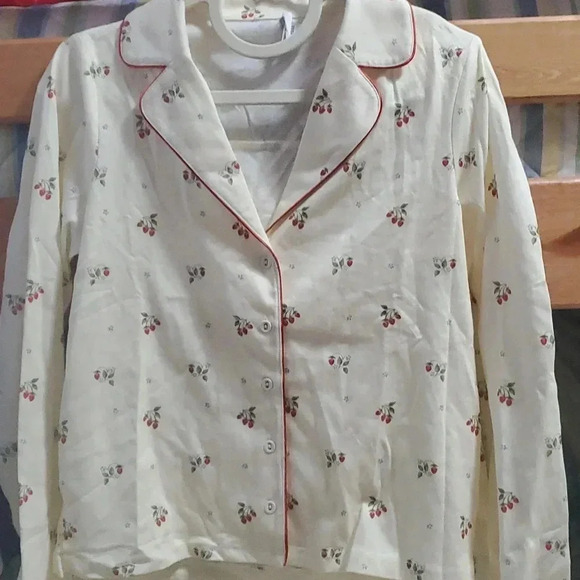 Princess polly pajamas - Picture 1 of 9